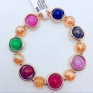BRACELET MULTI COLORED BEADS IN GOLD TONE SETTING!